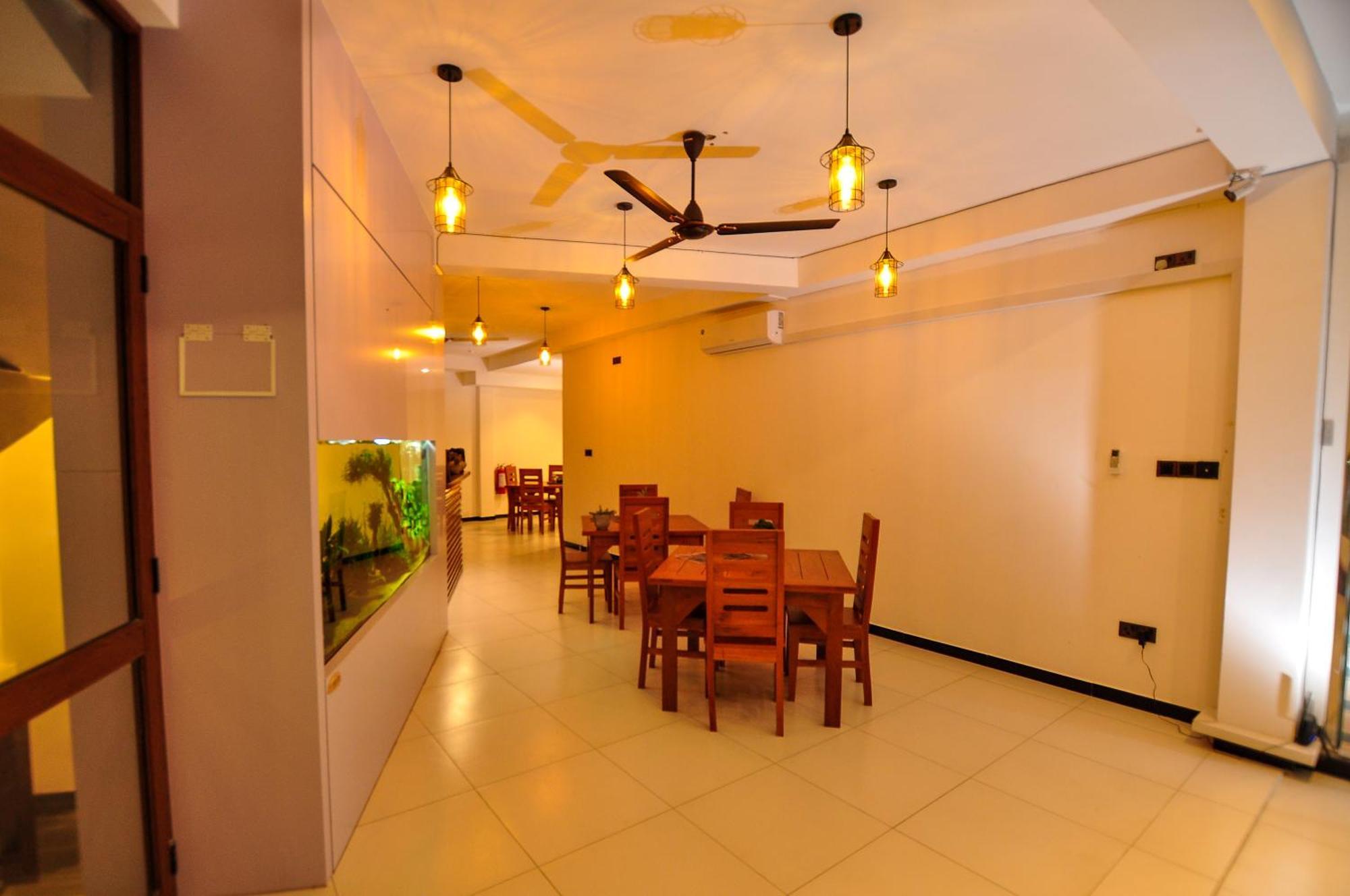 Sachinro Hotel Мірісса Екстер'єр фото